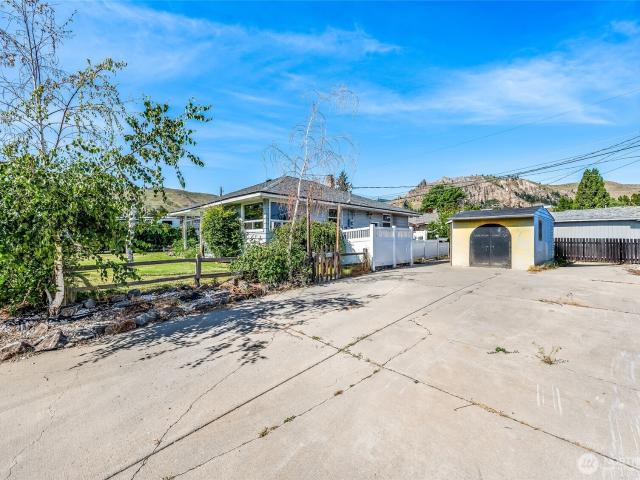House for sale in Wenatchee, Washington