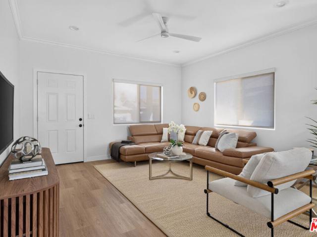 House for sale in Vermont Square, Los Angeles