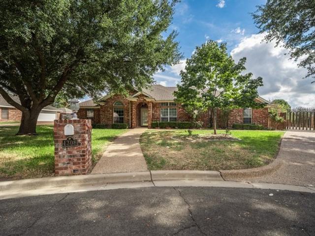 House for sale in Hewitt, McLennan County