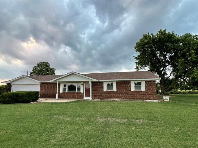 House for sale in Caddo, Oklahoma