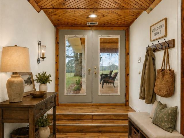 House for sale in Mountainburg, Crawford County