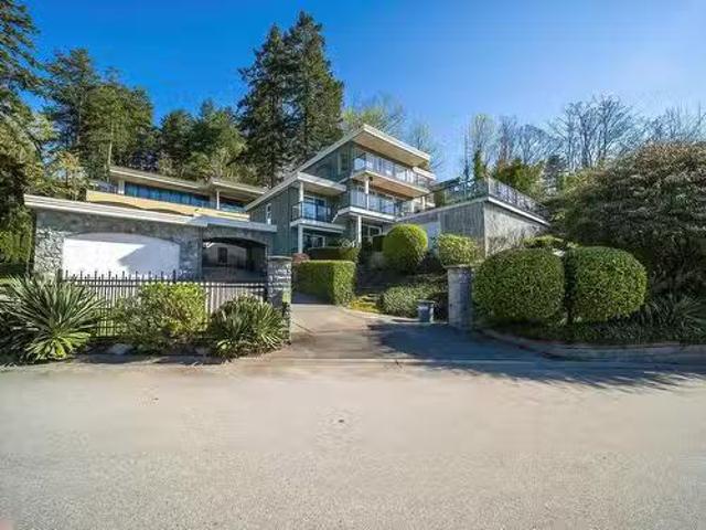 House for sale in White Rock, British Columbia