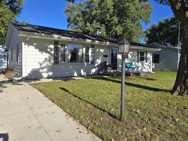 House for sale in Dixon, Lee County