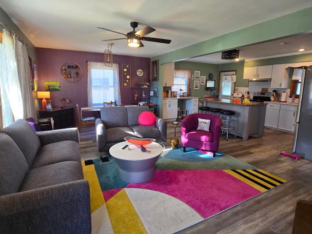 House for sale in Dixon, Lee County