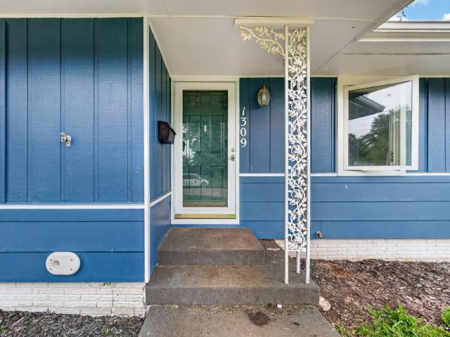 House for sale in Chariton, Iowa