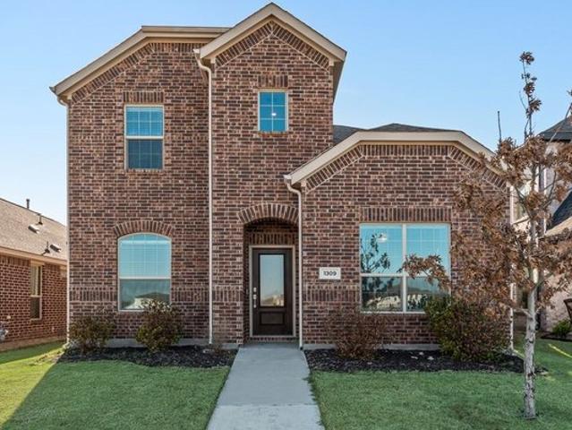 House for sale in Denton, Texas