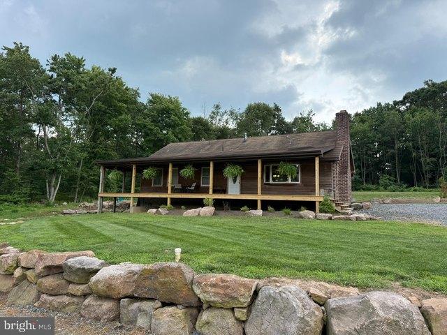 House for sale in Morgantown, Pennsylvania