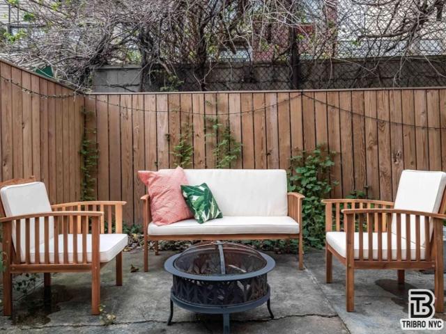 House for rent in Queens, Arverne