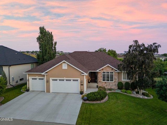 House for sale in Bismarck, North Dakota