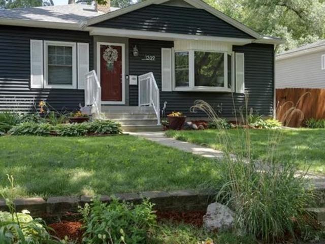 House for sale in Bettendorf, Scott County