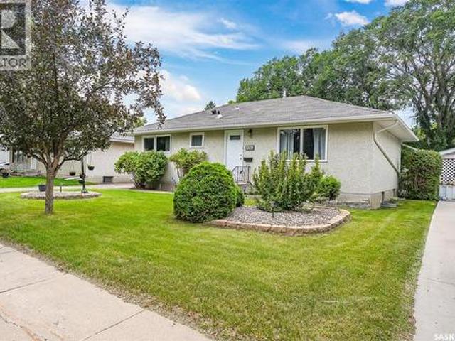 House for sale in Saskatoon, Saskatchewan