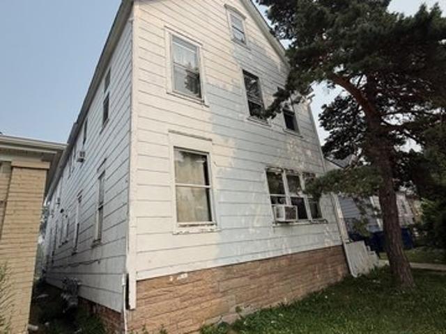 House for sale in Great Lakes, Illinois