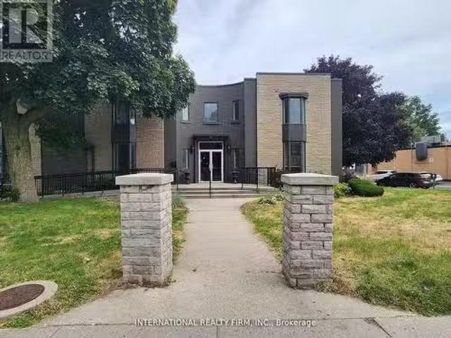 House for rent in Ancaster, Ontario