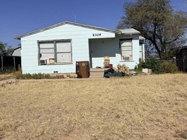 House for sale in Howard, Texas