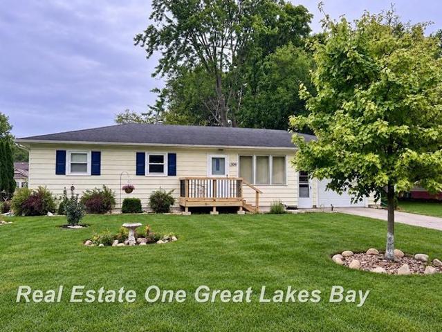 House for sale in Carrollton, Michigan