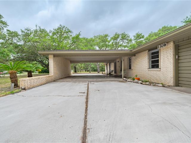 House for sale in Fulton, Texas