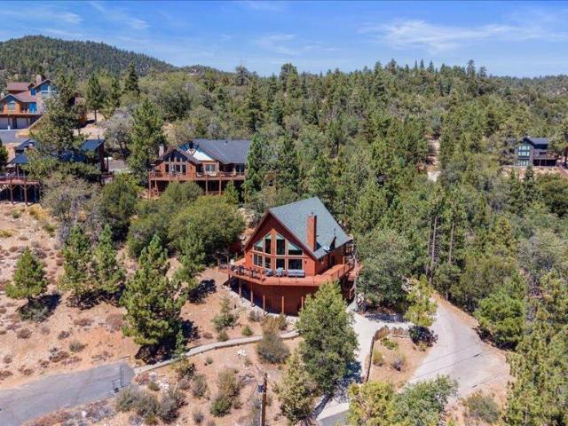 House for sale in Fawnskin, California