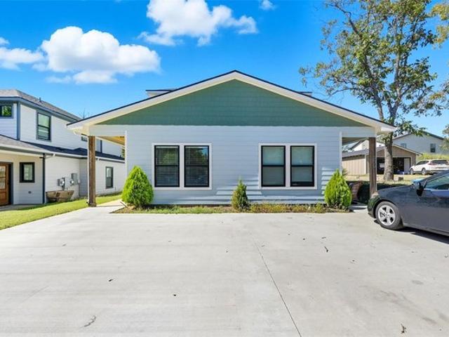 House for sale in Denison, Grayson County