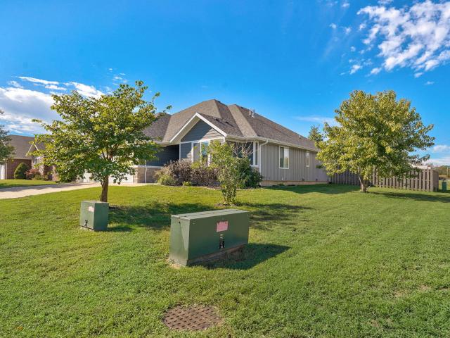 House for sale in The Lakes at Shuyler Ridge, Republic