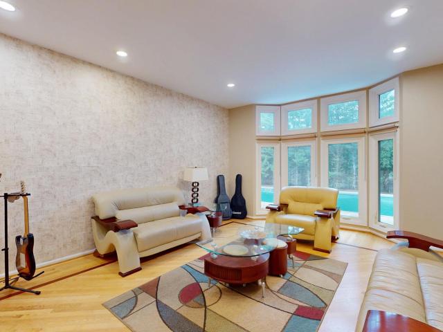 House for sale in Westchester Estates, Buffalo Grove