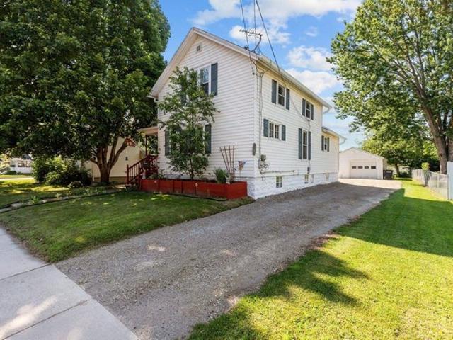 House for sale in Oshkosh, Wisconsin