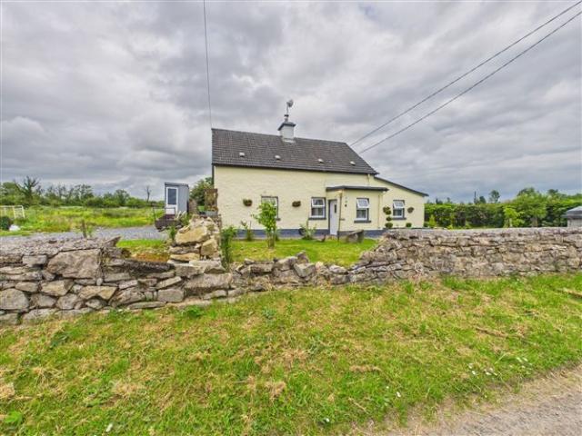 Terraced House for sale in Curragh, Connacht