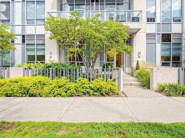 Townhouse for sale in Woburn, Ontario