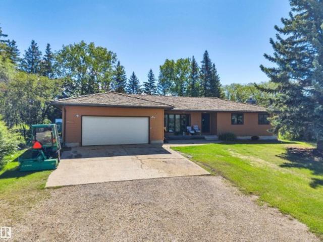 House for sale in Alberta