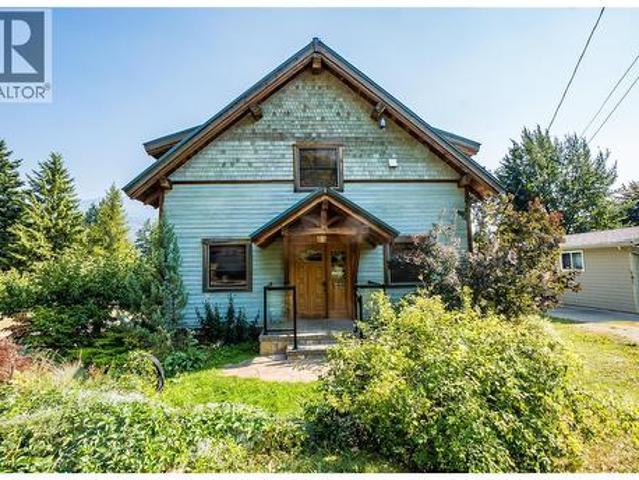 House for sale in Kaslo, British Columbia