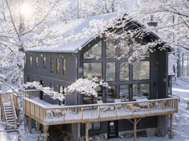 House for sale in Accord, New York