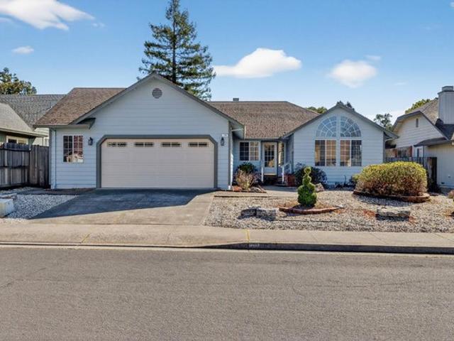 House for sale in Windsor, California