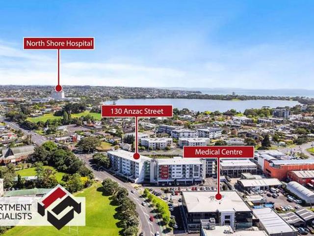 Apartment for sale in Takapuna, Oroua County