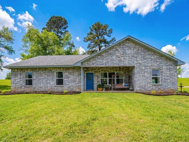House for sale in Gilchrist, Texas