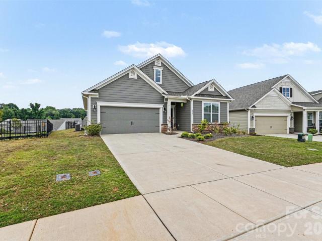 House for sale in Troutman, North Carolina