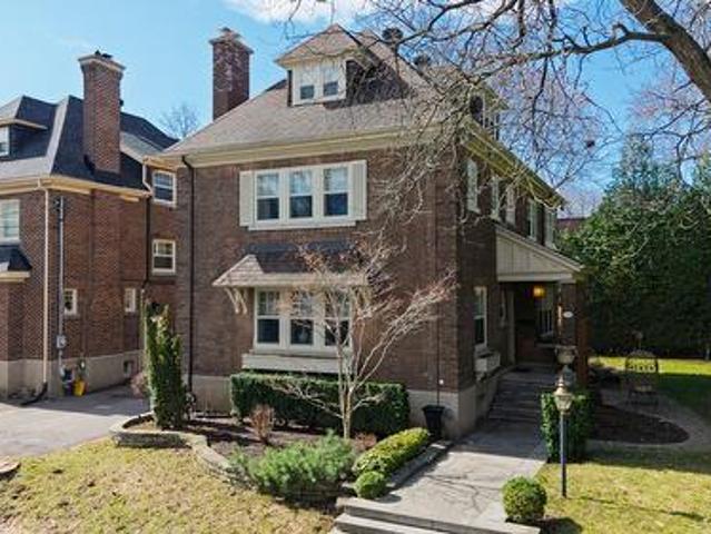 House for sale in Montreal-ouest