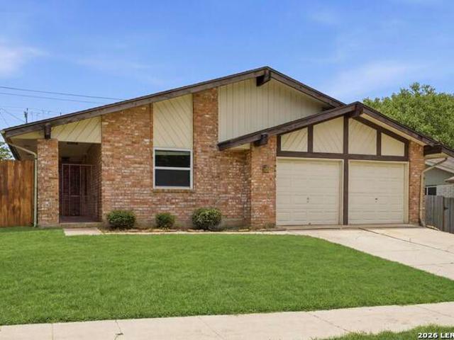 House for sale in Universal City, Texas
