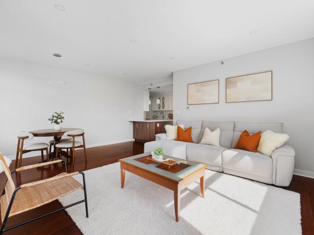 Apartment for sale in Manhattan Community Board 10, New York
