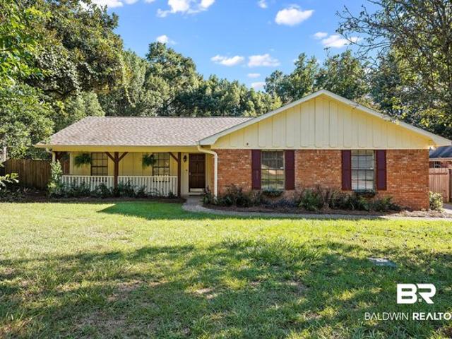 House for sale in Lake Forest, Daphne