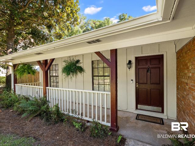 House for sale in Lake Forest, Daphne