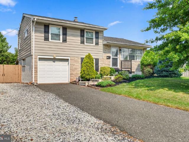 House for sale in Douglassville, Pennsylvania