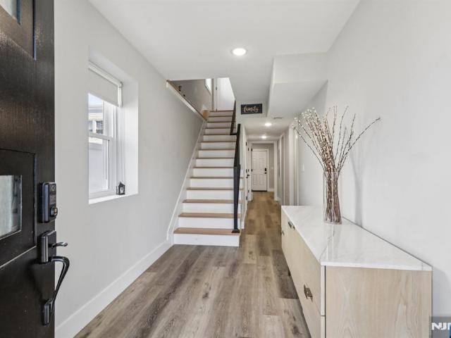House for sale in Hudson, New Jersey