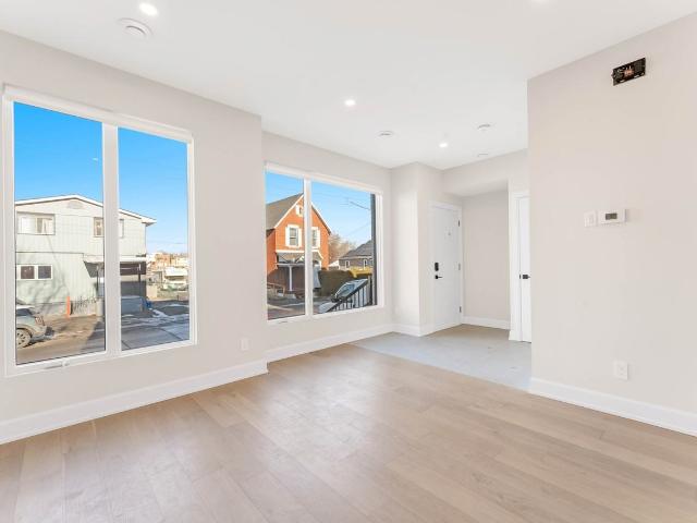 Apartment for rent in Mulhurst Bay, Ontario