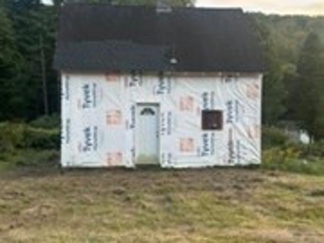 House for sale in Buckland Center, Buckland