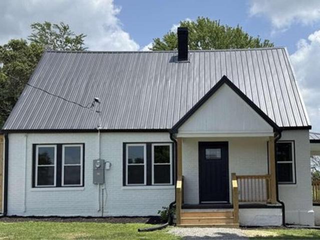 House for sale in Columbia, Kentucky
