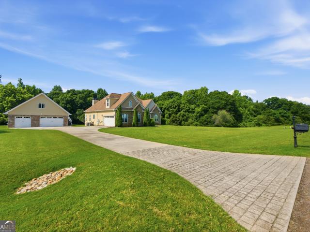 House for sale in Forsyth, Georgia
