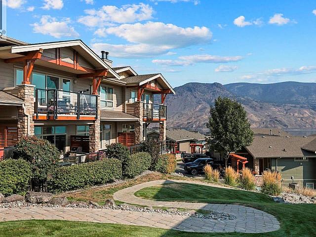 Condo for sale in British Columbia