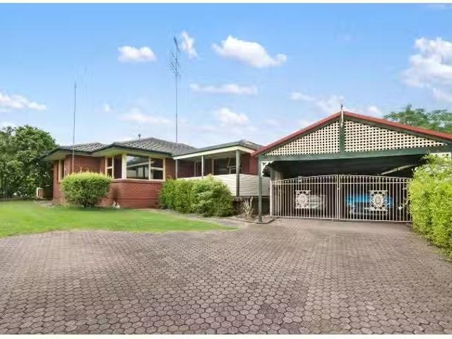 House for rent in Thornton, Sydney