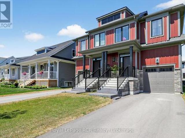 House for sale in Collingwood, Ontario