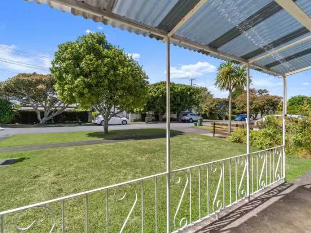 House for sale in Auckland, Oroua County