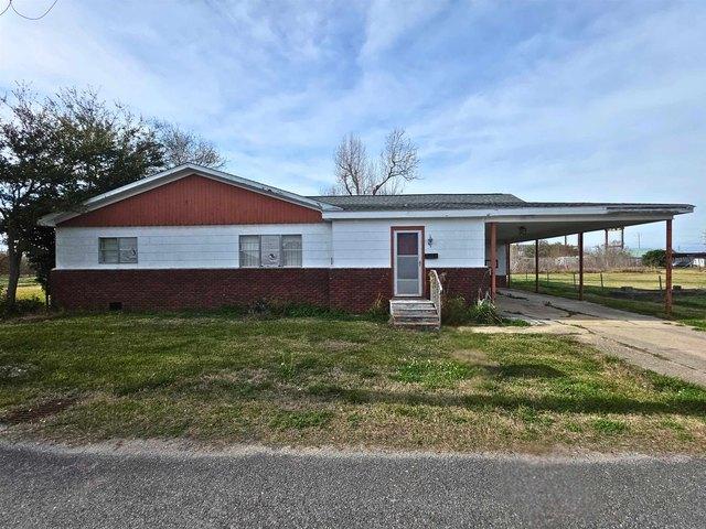 House for sale in Golden Meadow, Lafourche Parish